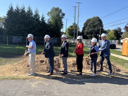 Download images to view this photo