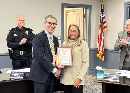 Download images to view this photo