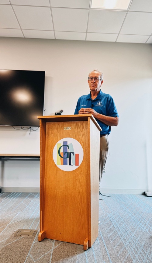 Download images to view this photo