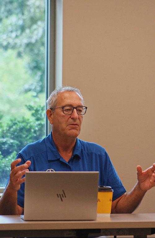 Download images to view this photo