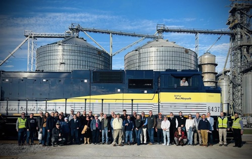 Download images to view this photo