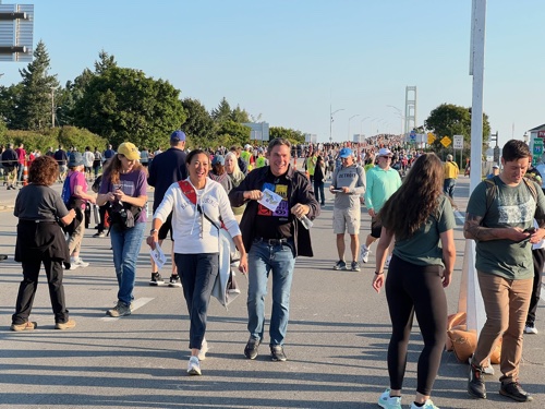 Download images to view this photo